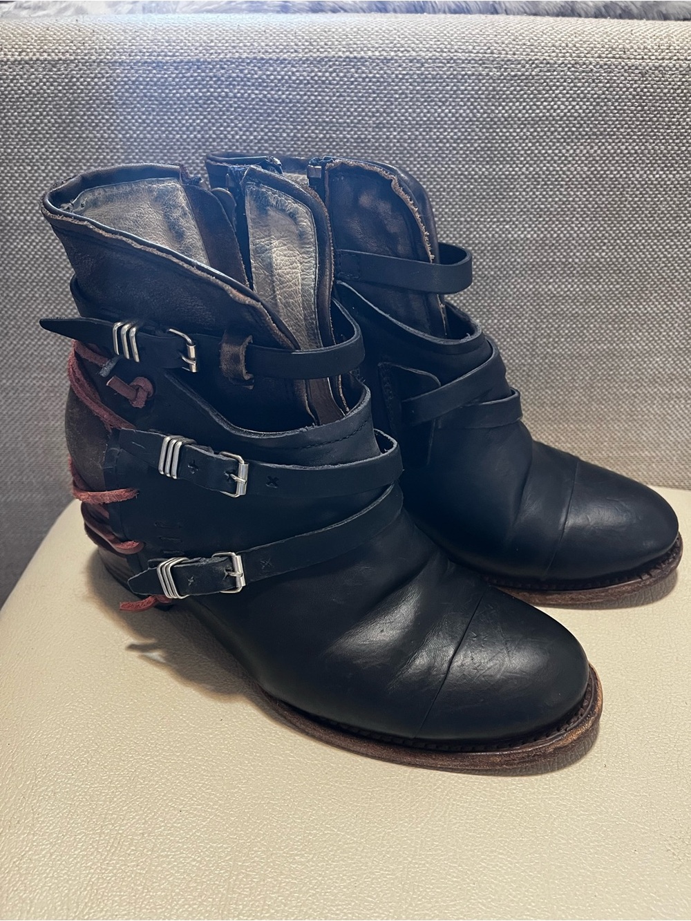 Freebird By Steven Crue Black Leather Distressed Buckle Ankle Boots Size 9 - Picture 5 of 10